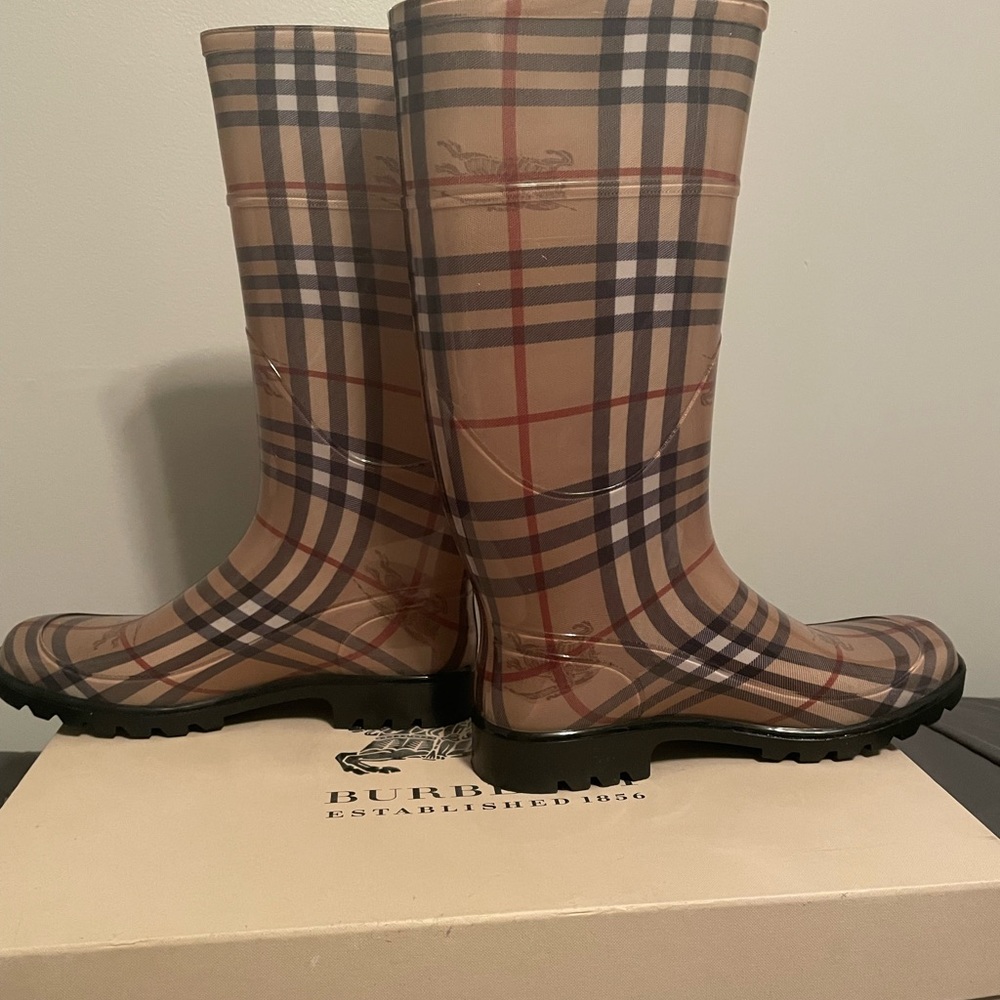 Burberry rain boots